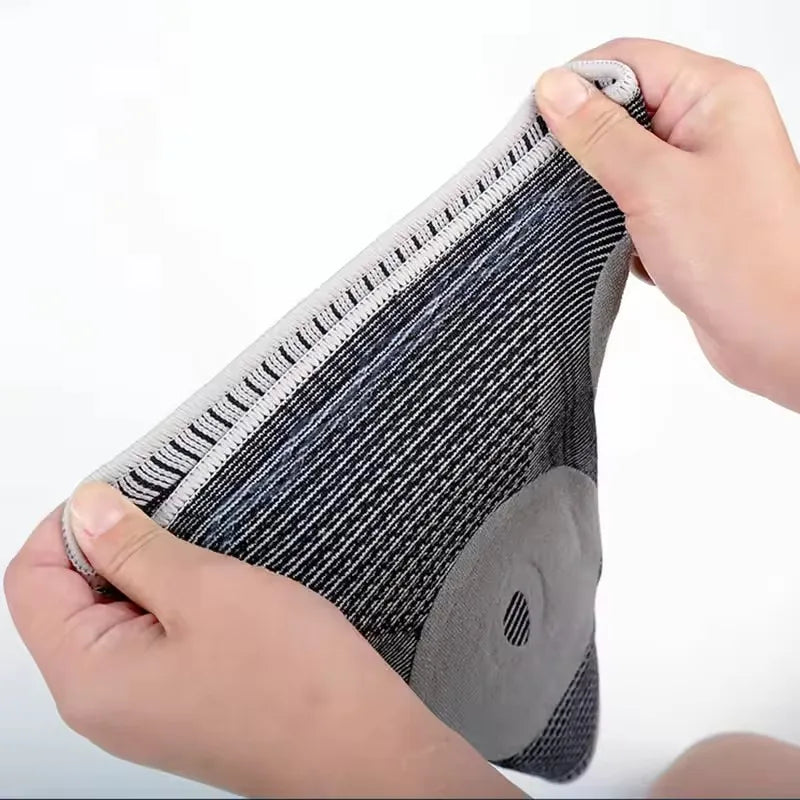 Silicone-Grip Knee Support